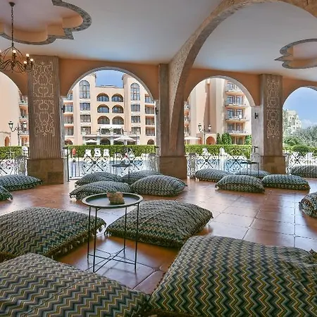 Palazzo Hotell *